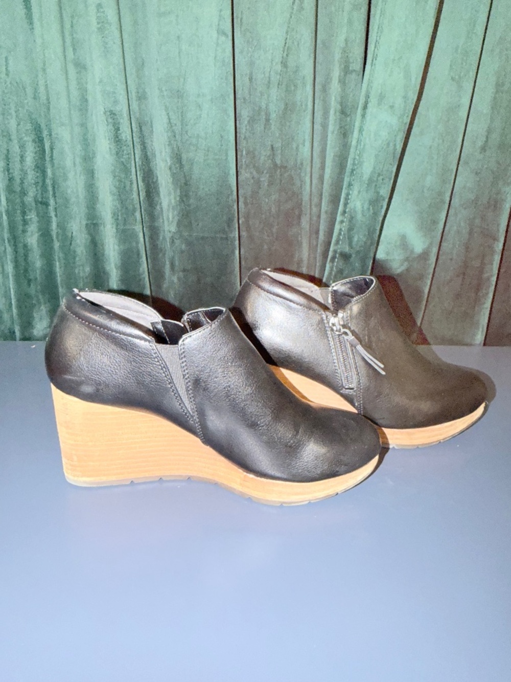 Dr. Scholl’s Black Wedge Ankle Booties Side Zip Women’s Size 6